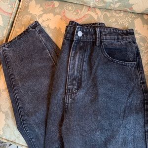 New Black Straight Cut Women’s Jeans